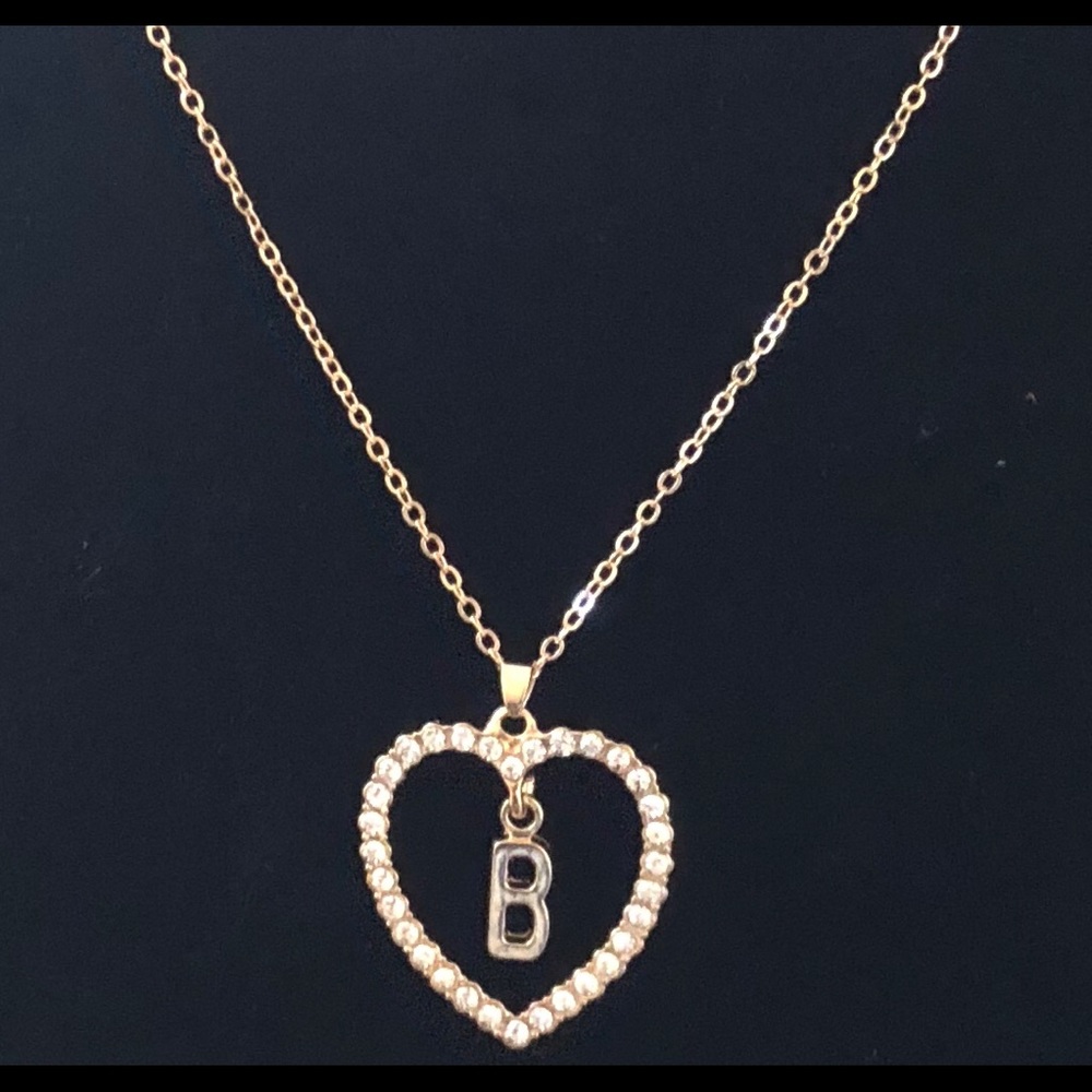 PENDANT NECKLACES